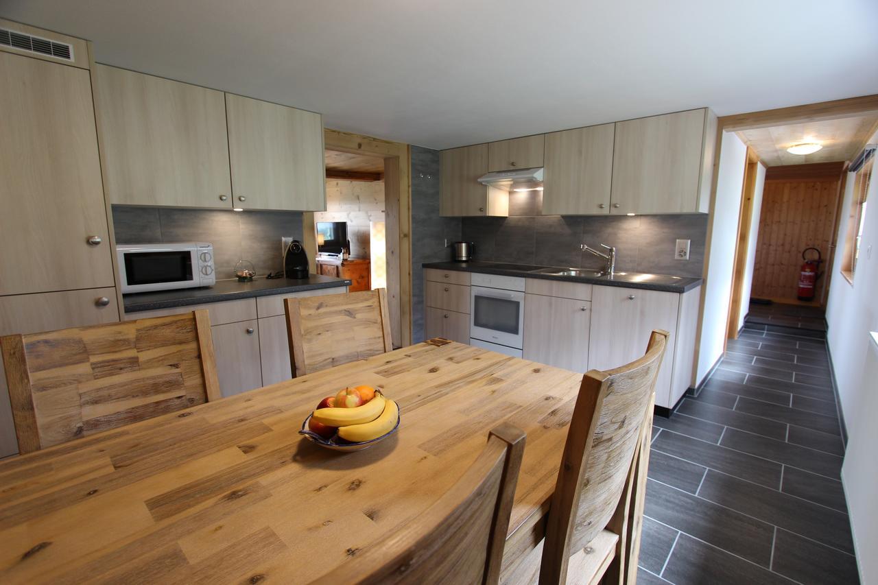 Apartament Les Mourriaux Chateau-d'Oex Zewnętrze zdjęcie